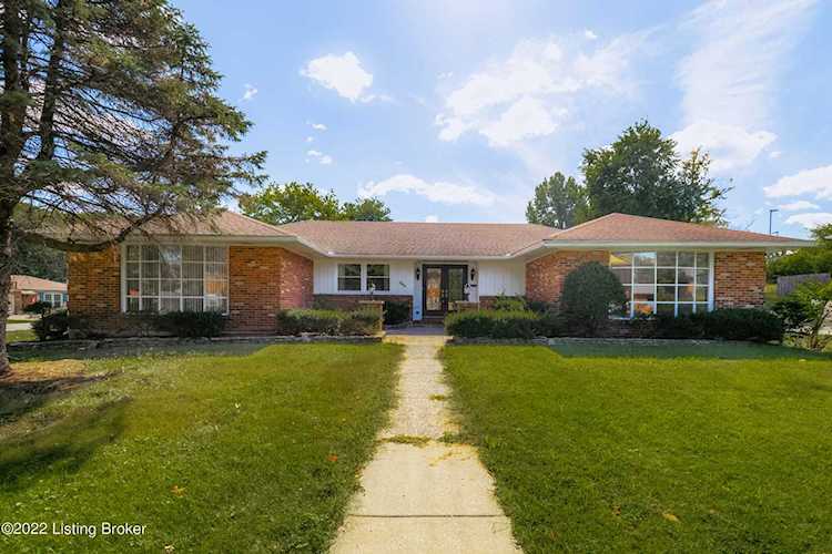 1918 Decatur Dr Louisville, KY 40218