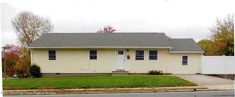 3211 W Bangs Ave Neptune Township, NJ 07753