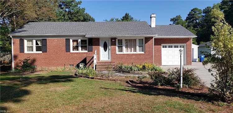 91 Menchville Rd Newport News, VA 23602