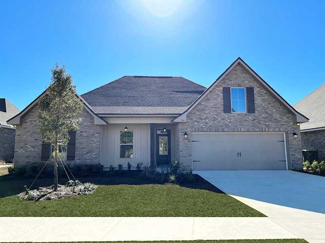 186 Blaze Boulevard Freeport FL 32439 908978 The Trails At Hammock Bay home for sale $479,970The CAMELLIA IV H in The Trails at Hammock Bay community offers a 4 bedroom, 2 full bathroom, open... Photo 1