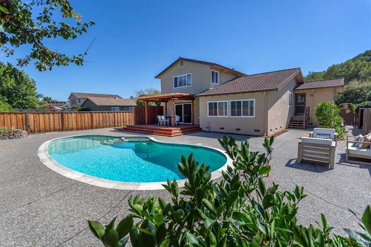 79 San Miguel Way Novato, CA 94945 | MLS 322087918 Photo 1