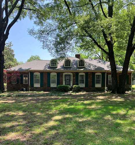 506 Peterson Lake Rd Collierville, TN 38017