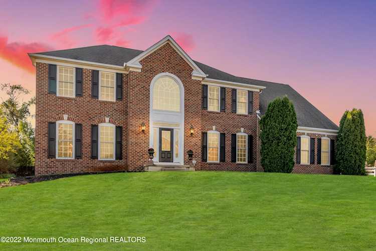 23 Nicole Ct Freehold, NJ 07728