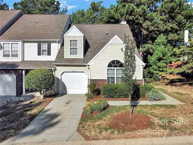 9020 Scotch Heather Way Charlotte, NC 28277