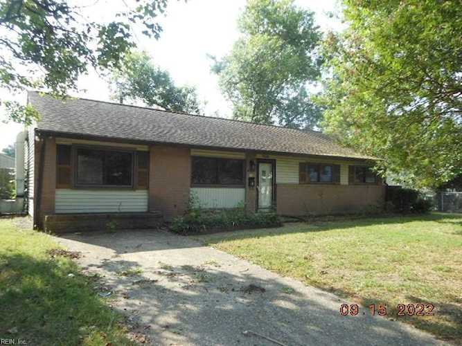 3417 Candlewood Dr Hampton, VA 23666 | MLS 10458683 Photo 1