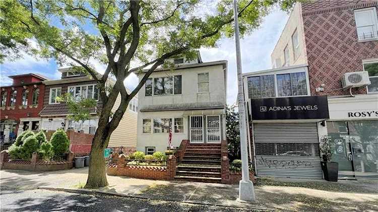 2174 E 5th St Brooklyn, NY 11223