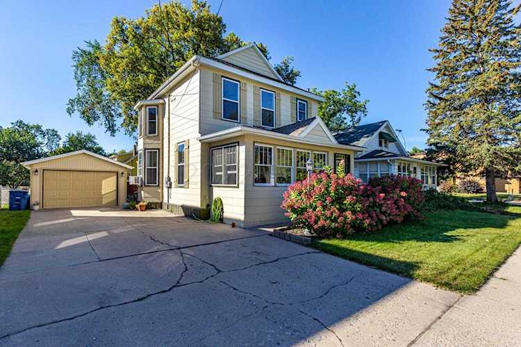 1103 4 Ave S Moorhead, MN 56560 | MLS 22-4798 Photo 1