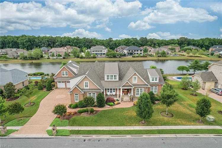 312 Cawdor Crossing Chesapeake, VA 23322