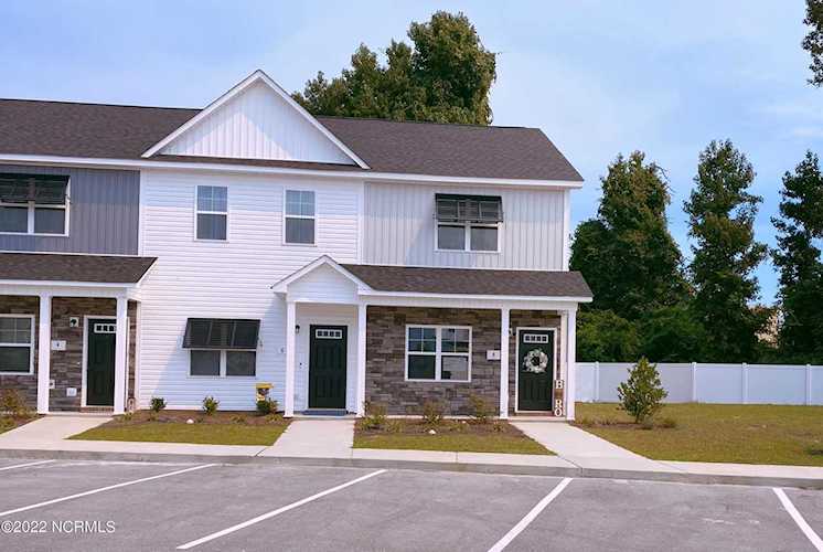 8 Catalina Circle Swansboro, NC 28584 | MLS 100351464 Photo 1