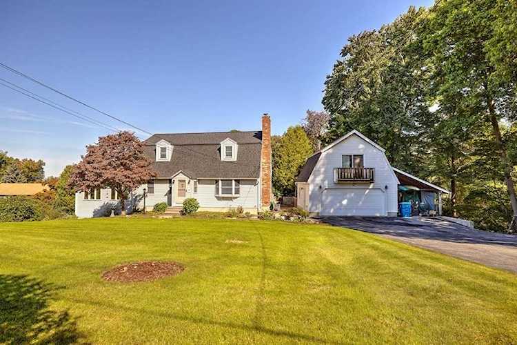 MLS#:73042281 Sutton, 39 Dodge Rd, MA, home for sale Photo 1