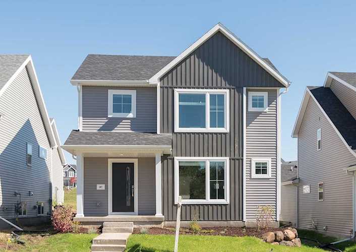 407 N Division St Waunakee, WI 53597