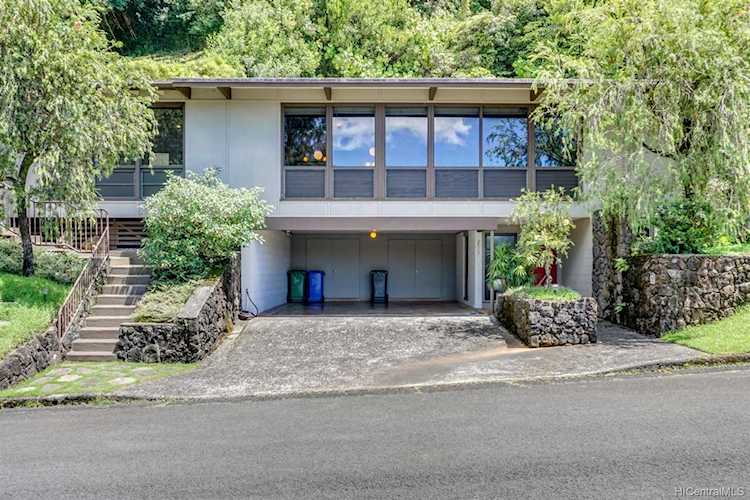 3689 Woodlawn Terrace Place Honolulu, HI 96822 | MLS 202218885 Photo 1