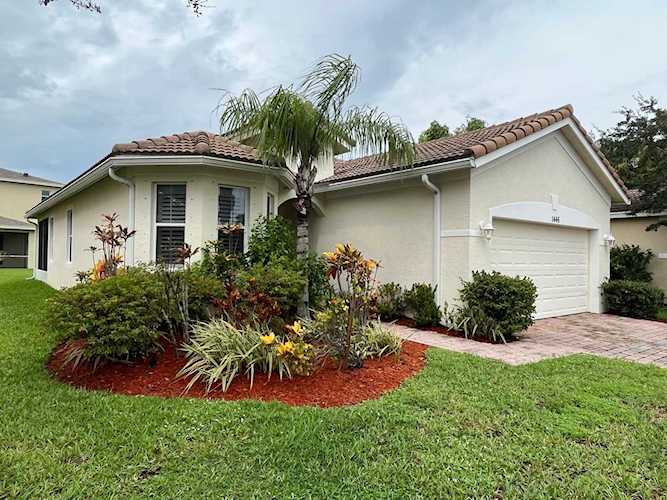 1446 NW Leonardo Circle Port Saint Lucie, FL 34986