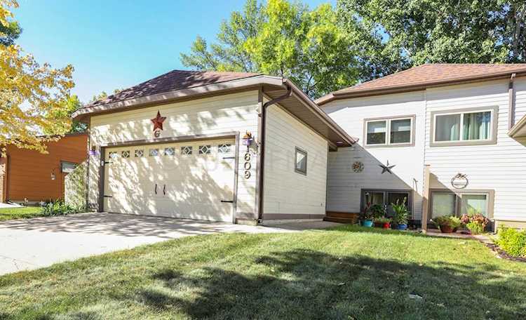 1609 East Gateway Circle S Fargo, ND 58103 | MLS 22-4834 Photo 1