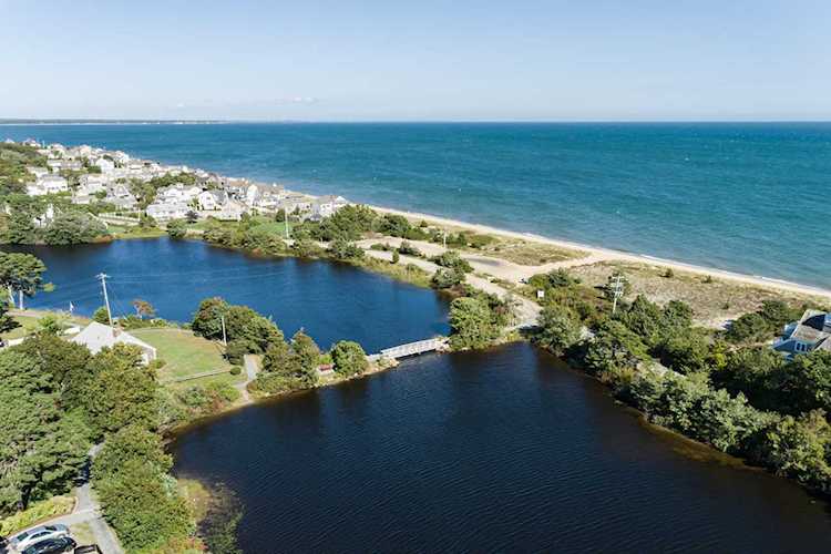 19 Pembroke Drive Mashpee, MA 02649