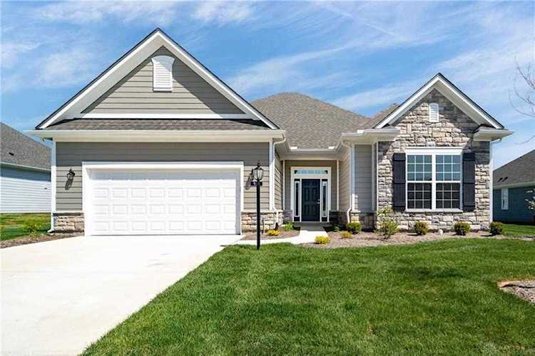 932 Reeder Circle Washington Twp, OH 45458