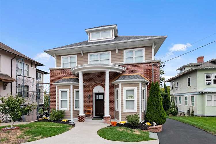 21 Leroy Place Newburgh City, NY 12550
