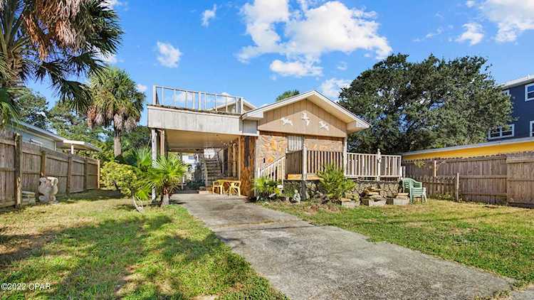 217 13th St Panama City Beach FL 32413 732768 Laguna Beach Estates 9th Add home for sale This unique mobile home is waiting for you! Lovingly cared for since 1982 by the same owners. Large... Photo 1