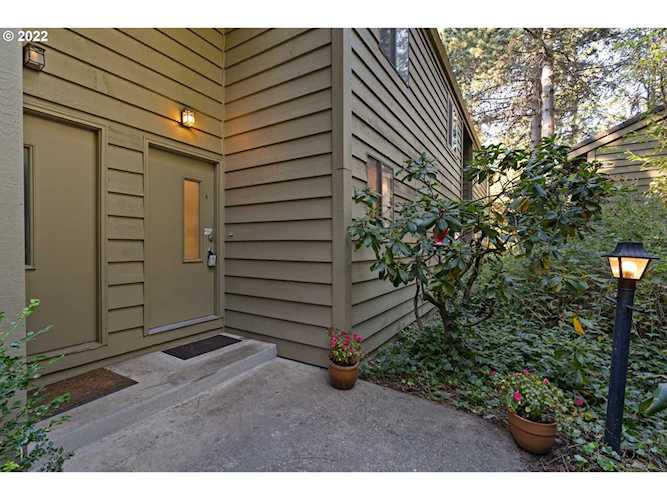 6 Cervantes CIR Lake Oswego, OR 97035 | MLS 22210232 Photo 1