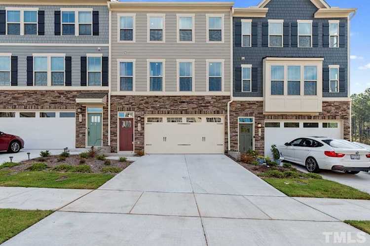 1403 Terminus Court Cary, NC 27519