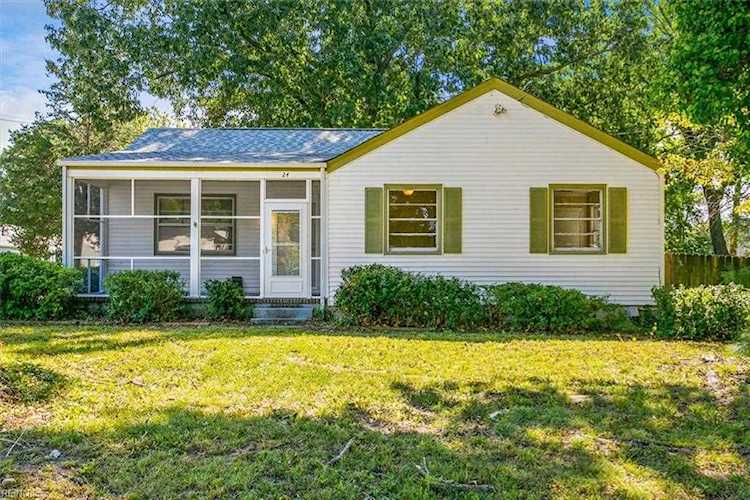 24 E Pollux Circle Portsmouth, VA 23701