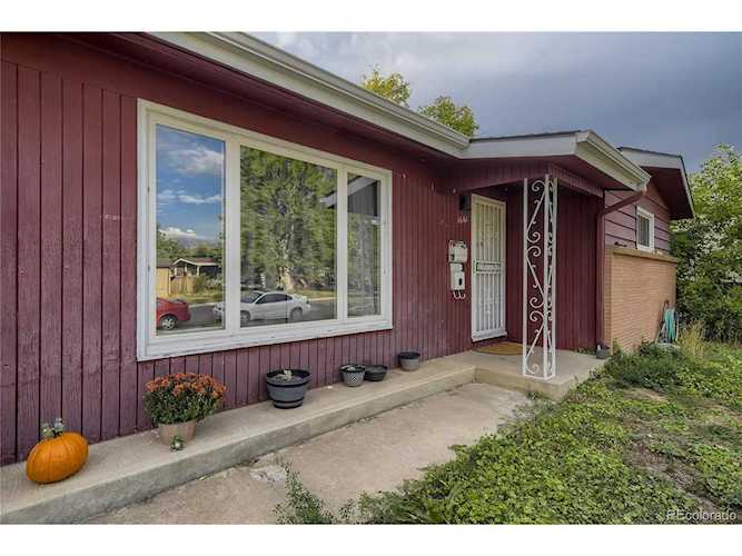 1661 S Chase St Lakewood, CO 80232 | MLS 2706241 Photo 1