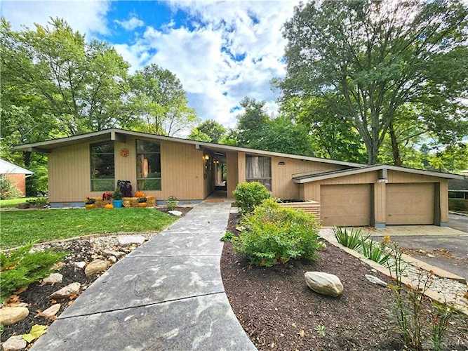 4107 Beechwood Drive Bellbrook, OH 45305 | Vision Realty Inc. Photo 1