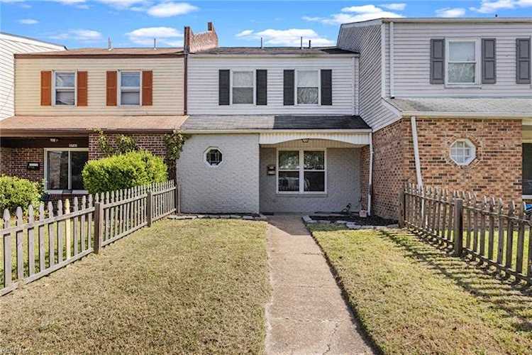 5730 E Hastings Arch Virginia Beach, VA 23462 home for sale, MLS#10458474 - Crescas Real Estate Photo 1