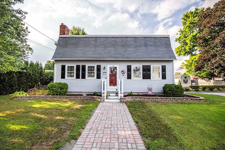 312 Sewall St Manchester, NH 03103 | MLS 4924847 Photo 1
