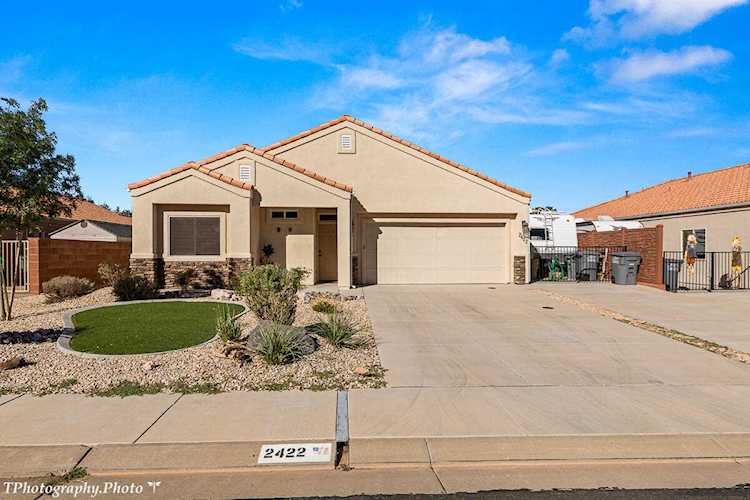2422 S 675 W Hurricane, UT 84737