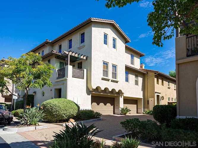 2712 Piantino Circle San Diego, CA 92108