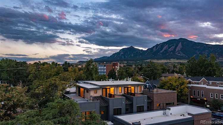 2010 Pearl St #B Boulder, CO 80302