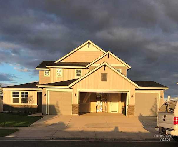 5079 N Basswood Ave. Meridian, ID 83646 | MLS 98816271 Photo 1