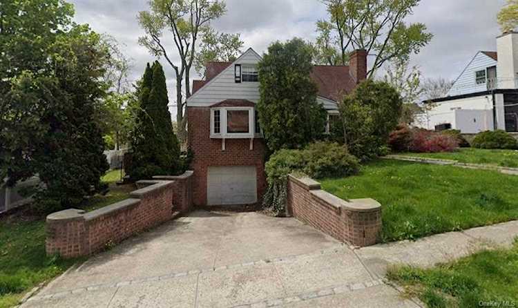 home for sale, 50 Oxford Avenue, Yonkers, MLS #H6213030 Photo 1