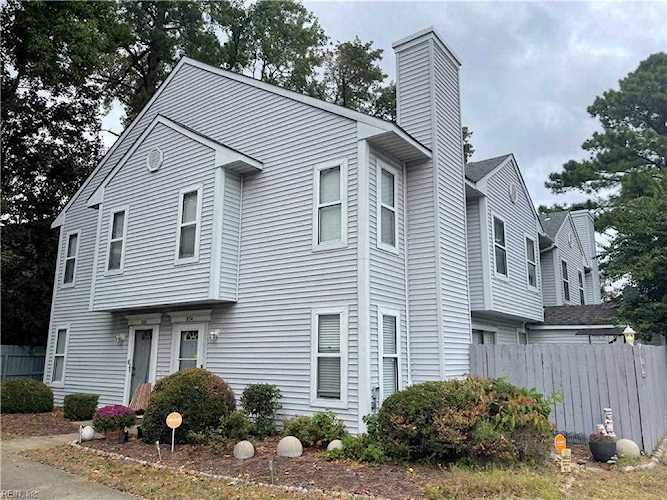 824 Zircon Ct Virginia Beach, VA 23462 home for sale, MLS#10458977 - Crescas Real Estate Photo 1