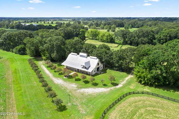 467 Halfway House Road Arnaudville, LA 70512