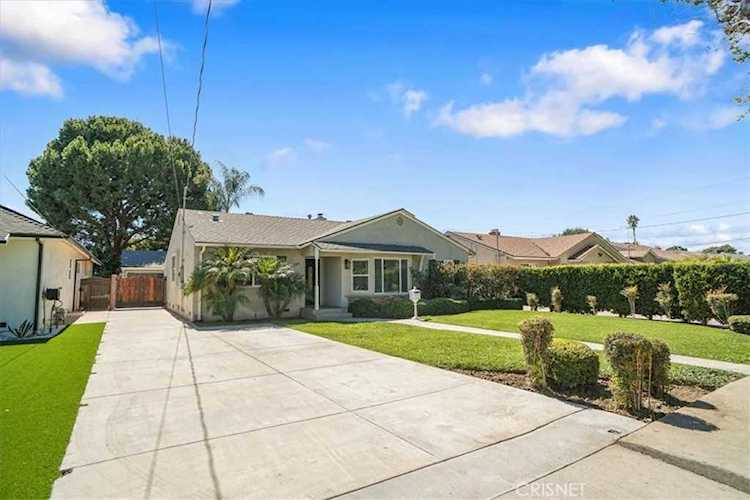 14336 Cohasset St Van Nuys, CA 91405