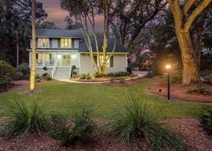 23 Edgewater Alley Isle Of Palms, SC 29451