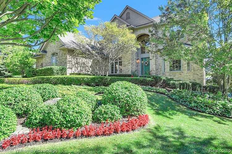 47225 Northumberland, Novi, MI 48374 in Broadmoor Park Sub No 3|Oakland MLS# 60146597 Photo 1