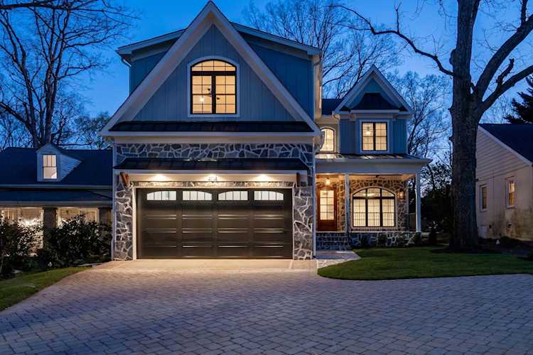 404 E Whitaker Mill Road Raleigh, NC 27608
