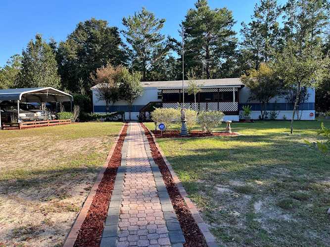 94 E Crocus Avenue Defuniak Springs, FL 32433