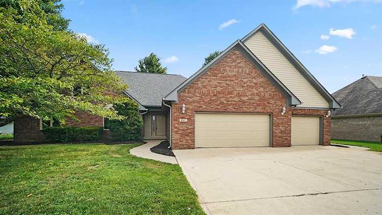 837 Saint Andrews Dr Avon, IN 46123