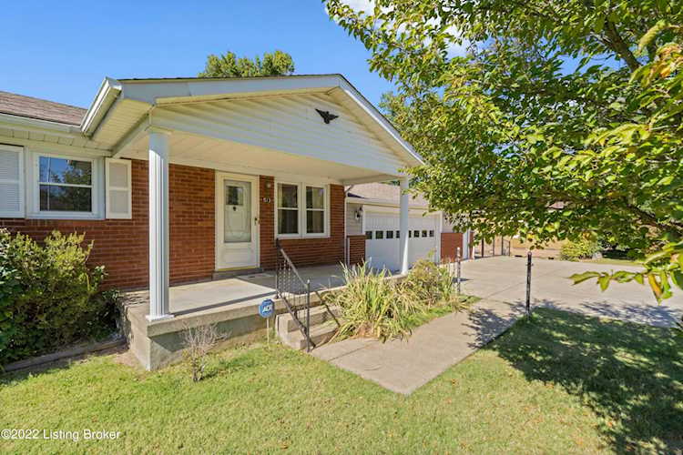513 Caple Ave Fairdale, KY 40118