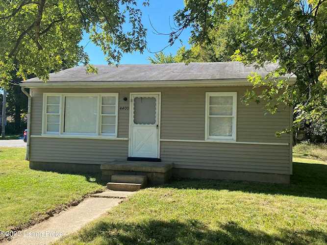 4400 Lees Ln Louisville, KY 40216
