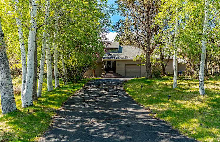 22033 Stormy Ln Bend, OR 97701