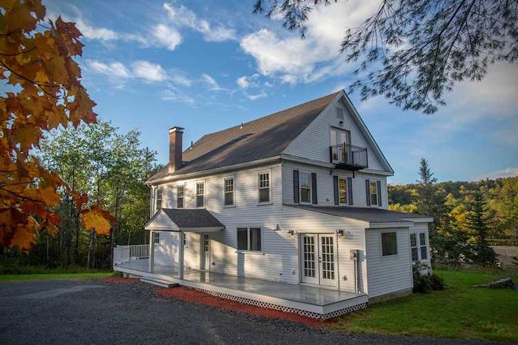 11 Country Club Rd Wilmington, VT 05363