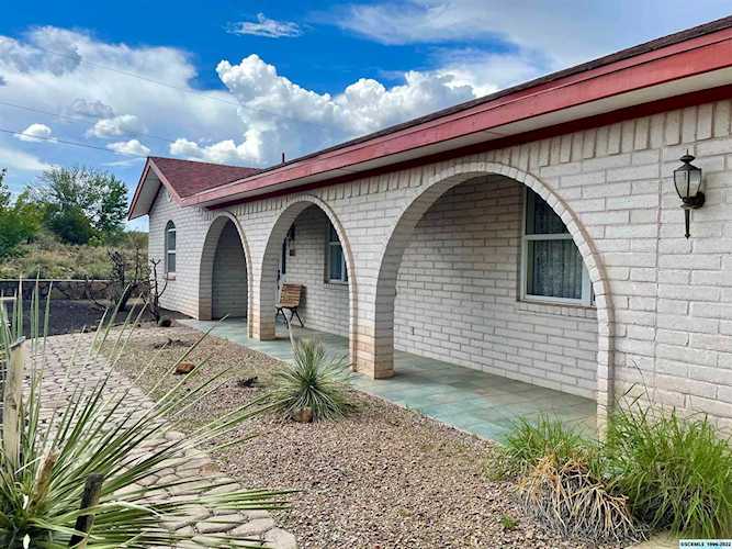 635 Broken Bow St Silver City, NM 88061
