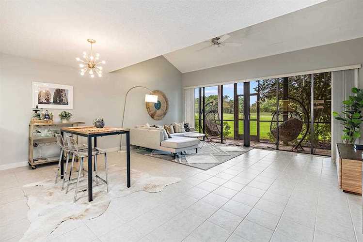 146 Old Meadow Way Palm Beach Gardens, FL 33418