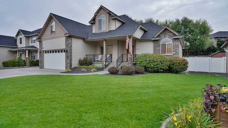 6108 N Blue Spruce Ln Spokane, WA 99217
