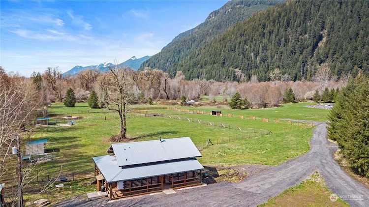 11092 Us Hwy 12 Randle, WA 98377